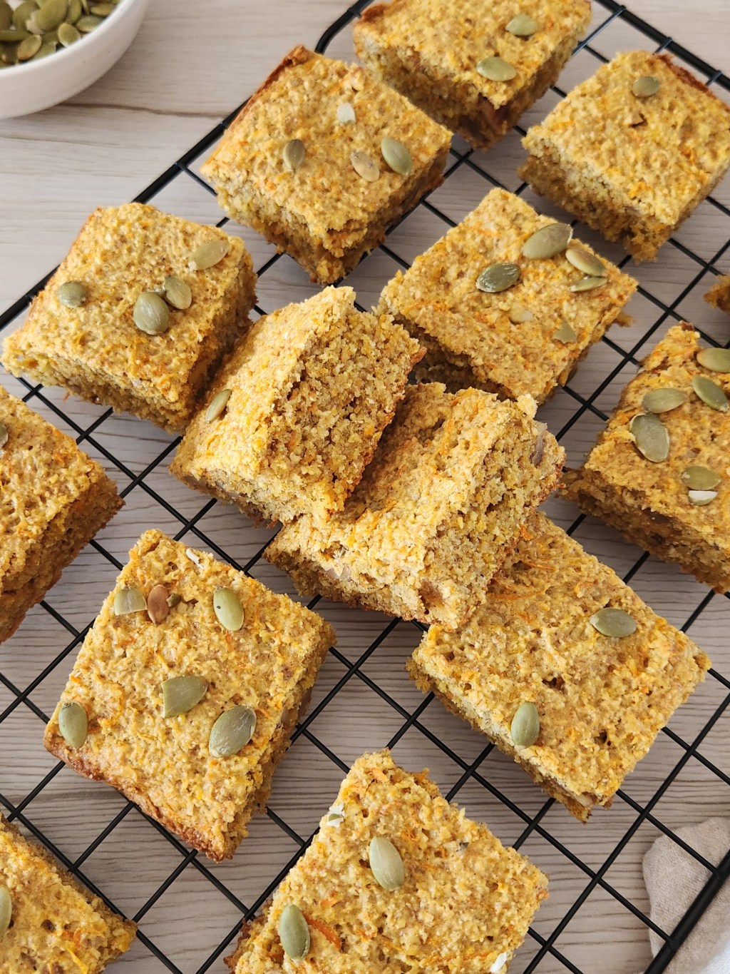Healthy Carrot Cake Oat Bars with Banana (Easy & Naturally&nbsp;Sweetened)