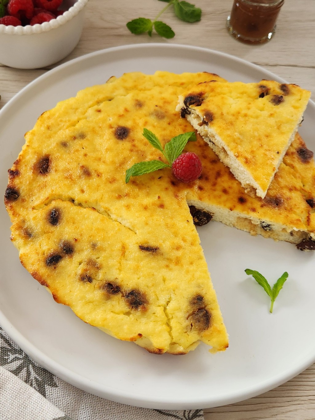 High-Protein Cottage Cheese Breakfast Cake (Healthy &&nbsp;Easy)