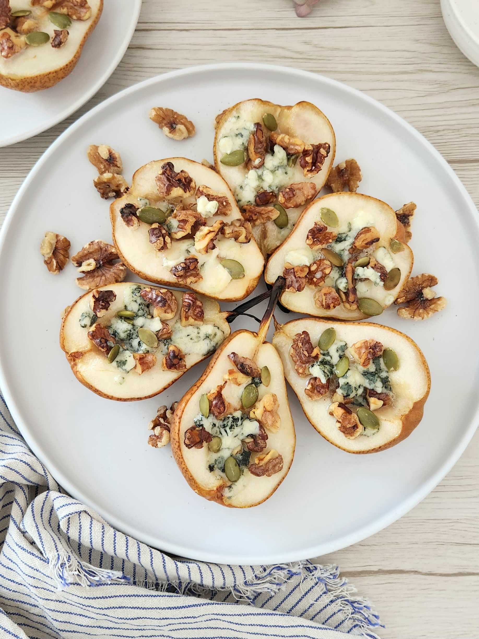 Easy Baked Pears with Walnuts and Blue Cheese (Simple Appetizer Recipe)