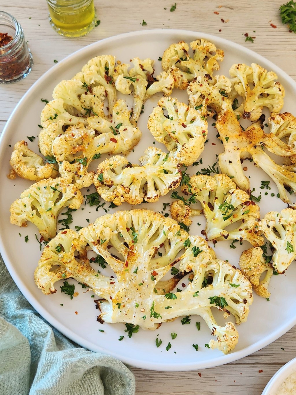 Easy Roasted Cauliflower with Parmesan (Healthy &&nbsp;Crispy)